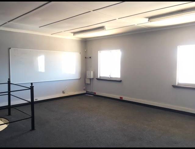 540M² WAREHOUSE RENTED IN CAPRICORN